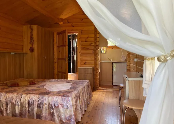 Πανσιόν Sveciu Namai Dzukai